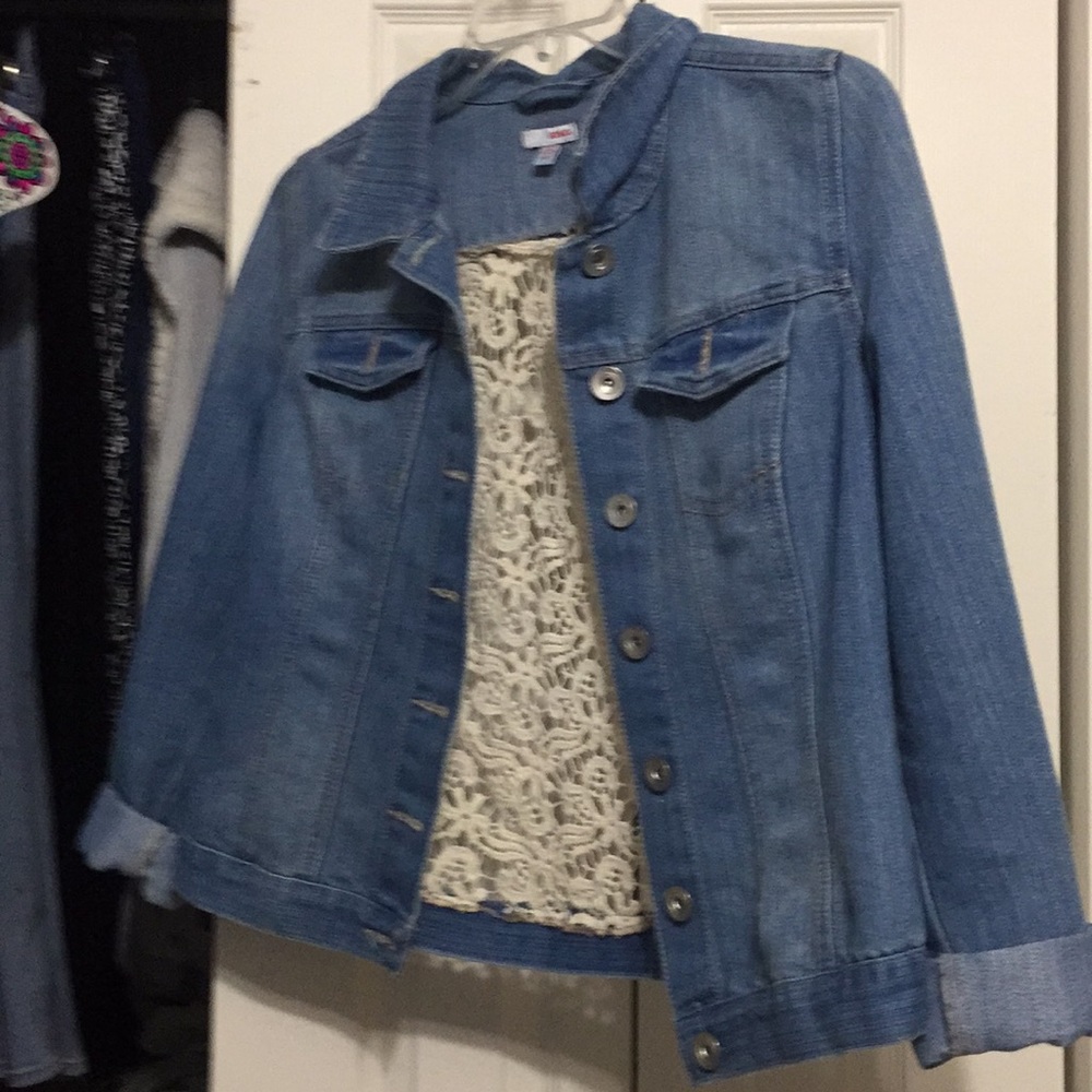 Jean jacket with laced back